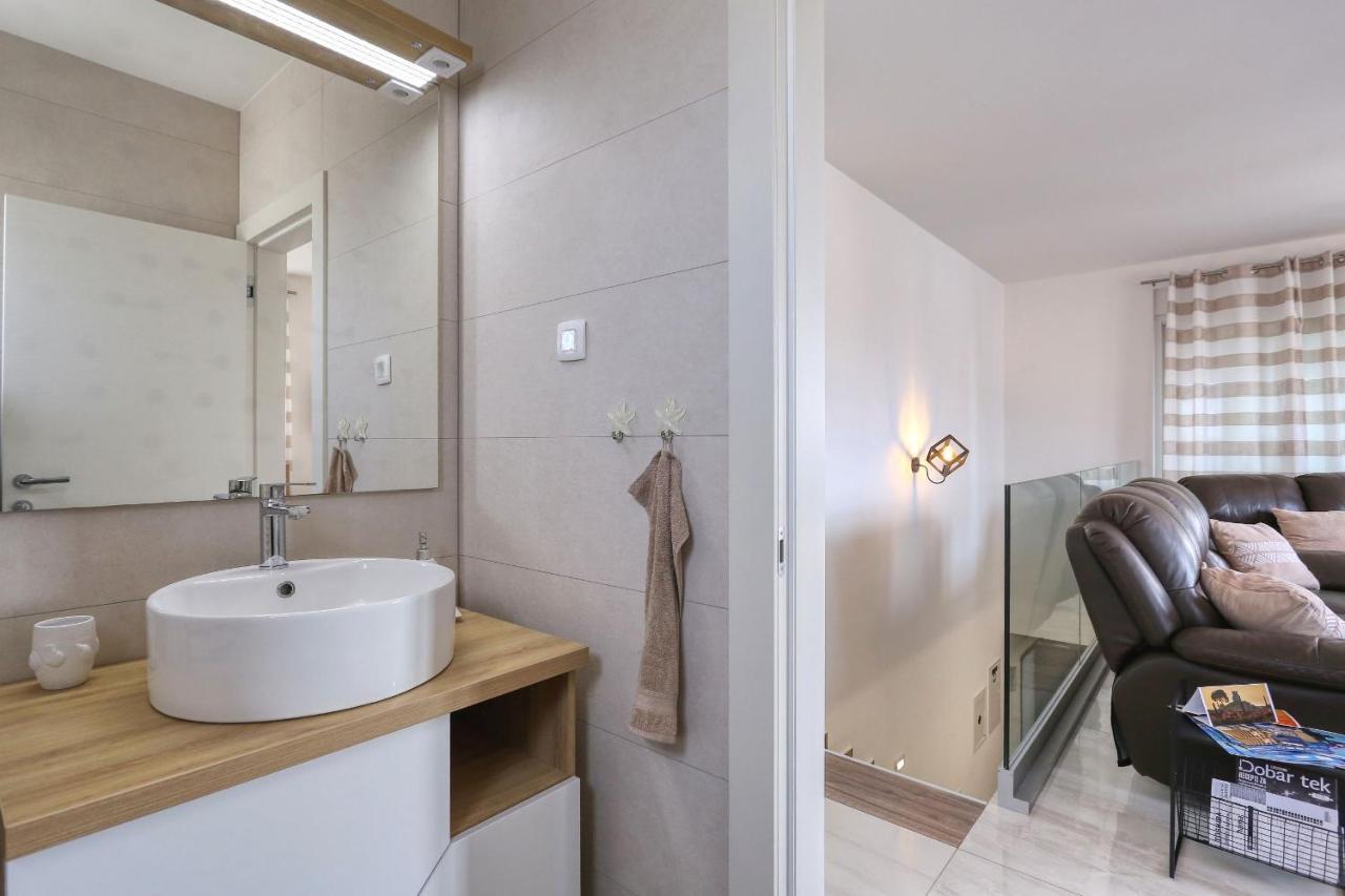 Luxury Apartment Isabell Zaton  Zewnętrze zdjęcie